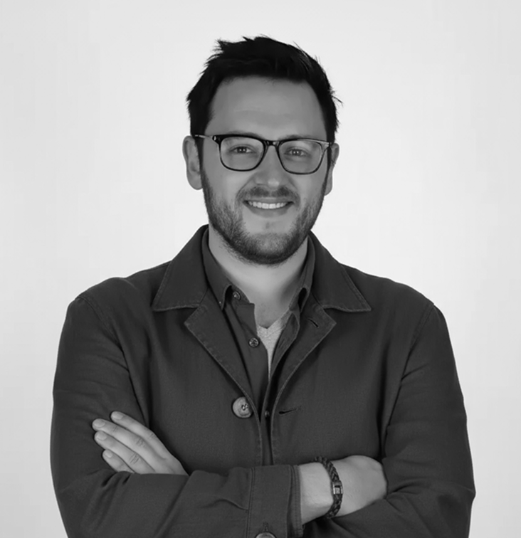 Ryan_Profile Pic gray